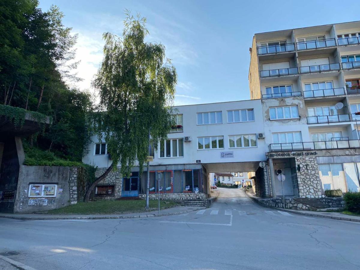 Gatto Lejlighed Jajce Eksteriør billede